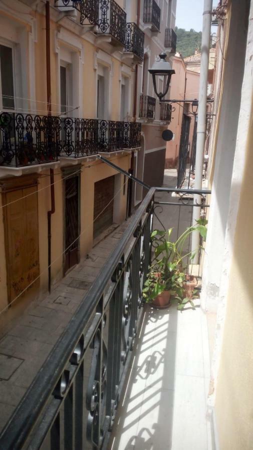 Casa Nonna Emma Apartment Иглесиас Екстериор снимка
