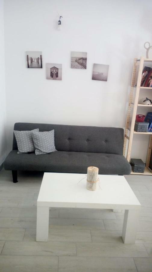Casa Nonna Emma Apartment Иглесиас Екстериор снимка